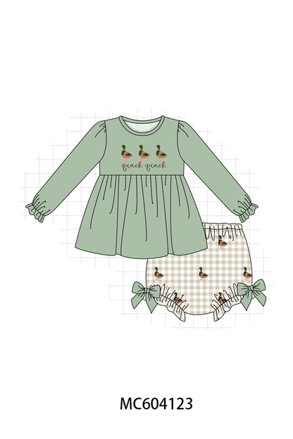 PO86 Green duck quack quack embroidery ruffle collection