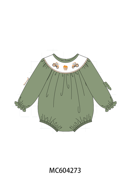 PO86 Green farm embroidery collection