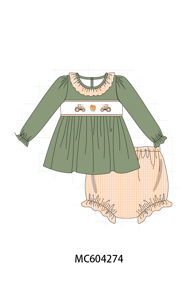 PO86 Green farm embroidery collection